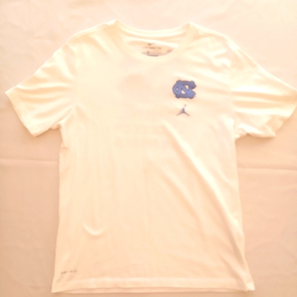 2 for$20  Nike Jordan North Carolina Tshirts - Picture 4 of 7